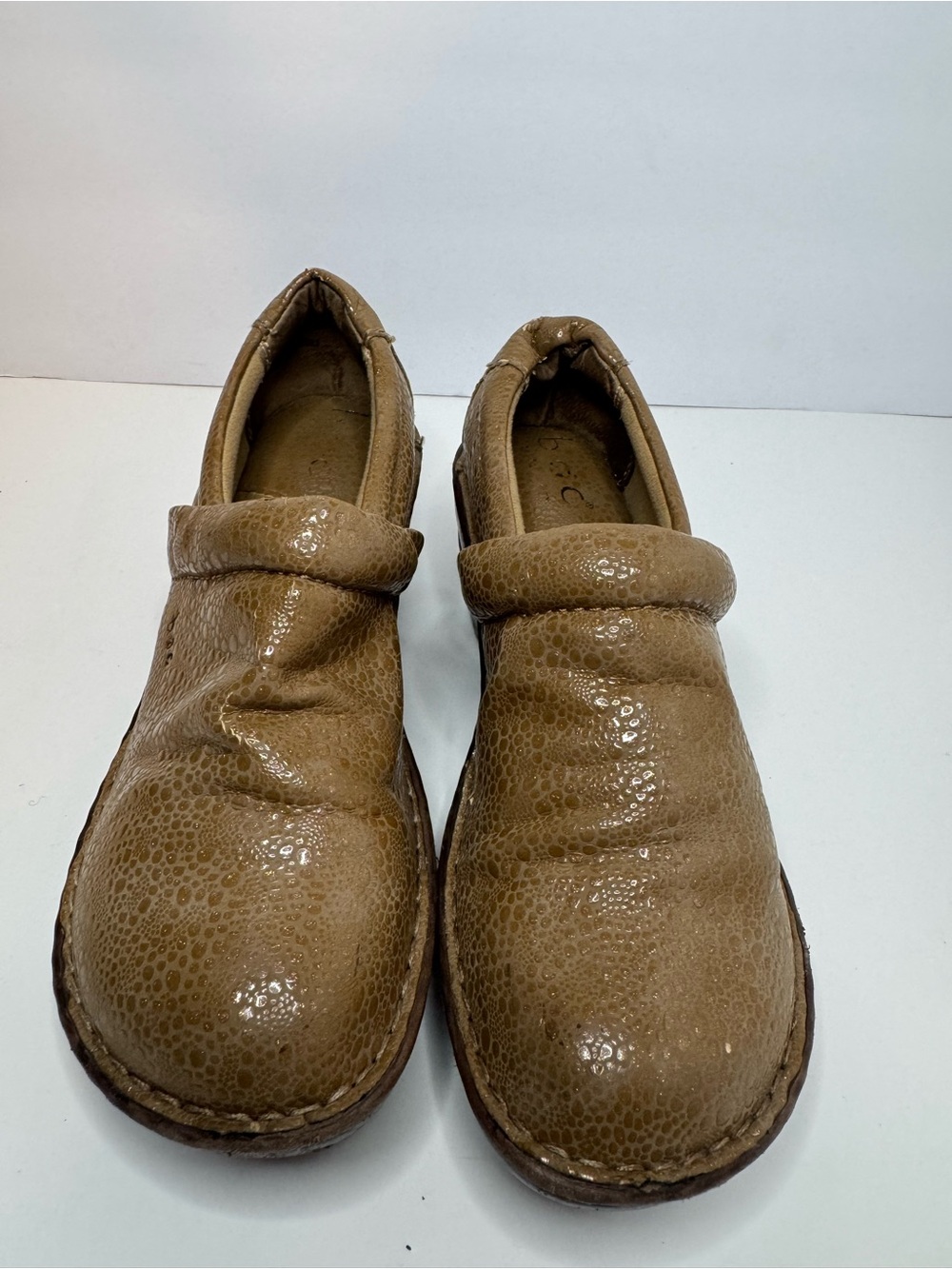 B.O.C Beige Vegan Leather Clogs Women's Size 8 M